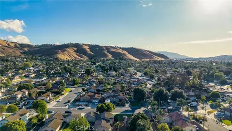View/Area - 3159 Wickham Dr, Riverside, CA 92503 photo 1 of 1