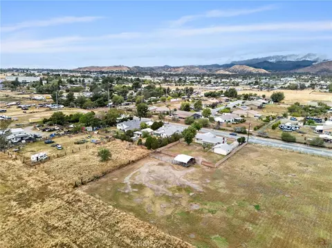 View/Area - 514 E Victory Ave, Banning, CA 92220 photo 13 of 18