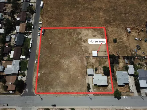 514 E Victory Ave, Banning, CA 92220 photo 2