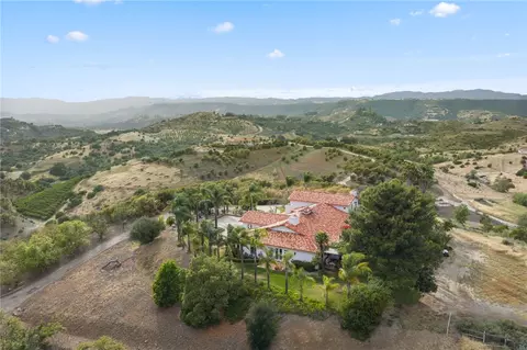 View/Area - 43110 Palamino Cir, Temecula, CA 92590 photo 10 of 11