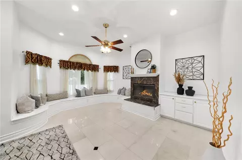 Living - 43110 Palamino Cir, Temecula, CA 92590 photo 3 of 3