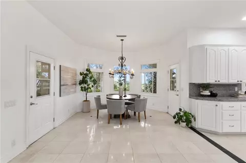Dining - 43110 Palamino Cir, Temecula, CA 92590 photo 3 of 3