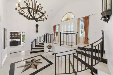 Entry Way - 43110 Palamino Cir, Temecula, CA 92590 photo 3 of 4