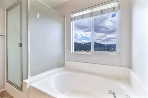 Bath - 46321 Sharon, Temecula, CA 92592 photo 4 of 4