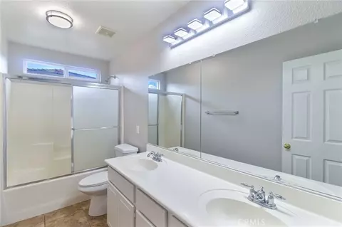 Bath - 46321 Sharon, Temecula, CA 92592 photo 2 of 4