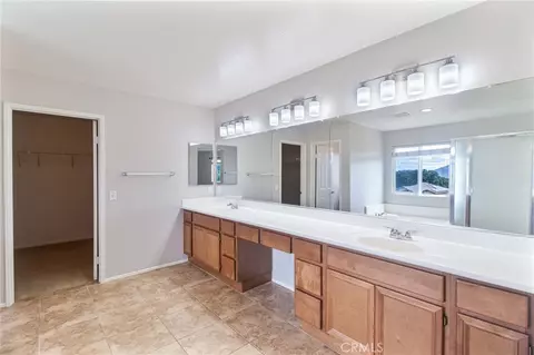 Bath - 46321 Sharon, Temecula, CA 92592 photo 3 of 4