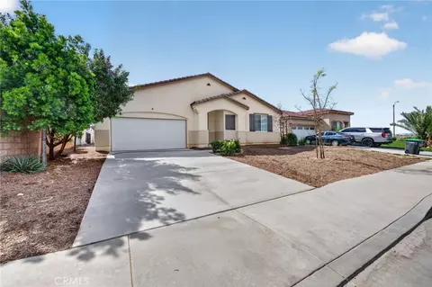 Exterior - 1562 Mckimball Rd, Perris, CA 92570 photo 3 of 6