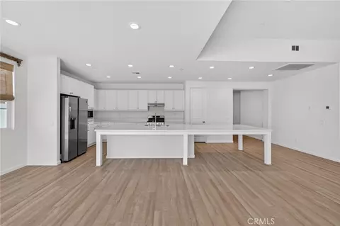 Entry Way - 1562 Mckimball Rd, Perris, CA 92570 photo 5 of 13