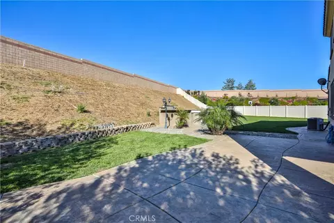 Exterior - 1678 Bunnell, Beaumont, CA 92223 photo 7 of 9
