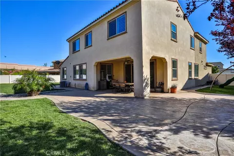 Exterior - 1678 Bunnell, Beaumont, CA 92223 photo 4 of 9