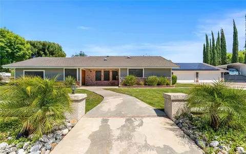 26280 Thacker Dr, Hemet, CA 92544