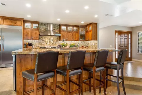 Kitchen - 26280 Thacker Dr, Hemet, CA 92544 photo 10 of 13