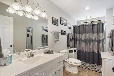 Bath - 26280 Thacker Dr, Hemet, CA 92544 photo 6 of 6