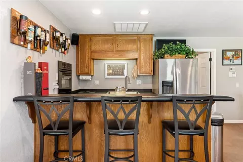 Kitchen - 26280 Thacker Dr, Hemet, CA 92544 photo 12 of 13
