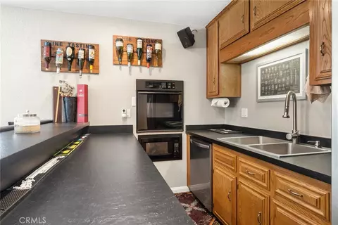 Kitchen - 26280 Thacker Dr, Hemet, CA 92544 photo 13 of 13