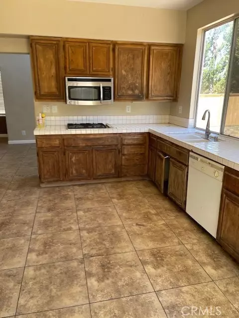 31990 Via Cordoba, Temecula, CA 92592 photo 5