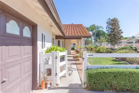 Exterior - 40265 Paseo Sereno, Temecula, CA 92591 photo 4 of 30