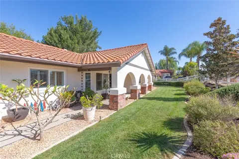 Exterior - 40265 Paseo Sereno, Temecula, CA 92591 photo 5 of 30