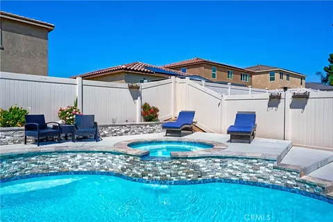 Exterior - 19898 Cara Cara, Riverside, CA 92507 photo 6 of 7