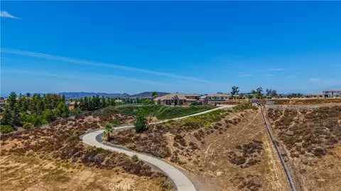 View/Area - 32032 La Serena, Temecula, CA 92591 photo 5 of 11
