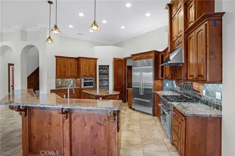 Kitchen - 32032 La Serena, Temecula, CA 92591 photo 1 of 6