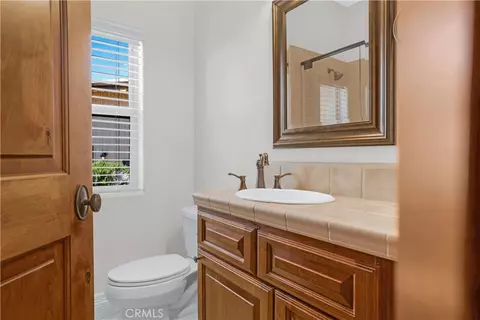 Bath - 32032 La Serena, Temecula, CA 92591 photo 5 of 8