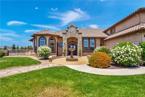 Exterior - 32032 La Serena, Temecula, CA 92591 photo 4 of 11