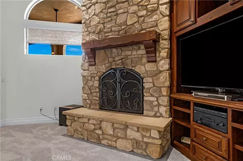 Living - 32032 La Serena, Temecula, CA 92591 photo 3 of 3