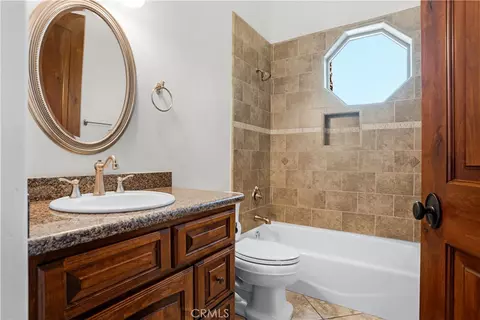 Bath - 32032 La Serena, Temecula, CA 92591 photo 4 of 8