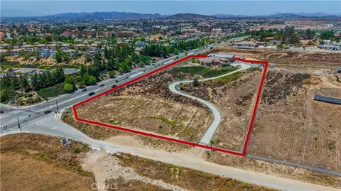 View/Area - 32032 La Serena, Temecula, CA 92591 photo 1 of 11