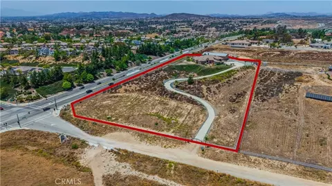 View/Area - 32032 La Serena, Temecula, CA 92591 photo 1 of 11