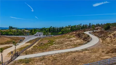 View/Area - 32032 La Serena, Temecula, CA 92591 photo 4 of 11