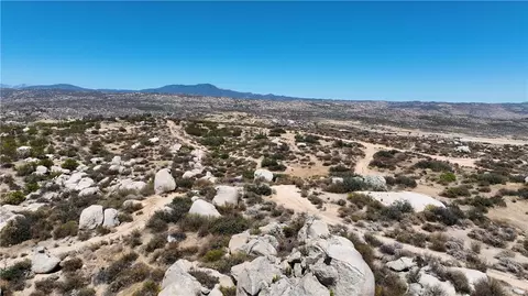 11 Sage Rd, Sage, CA 92544 photo 4