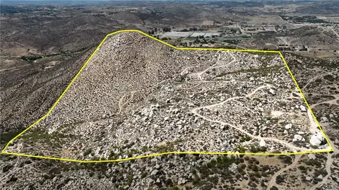 11 Sage Rd, Sage, CA 92544 photo 3