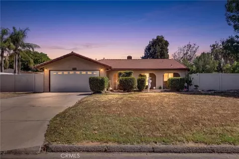 22290 Black Beauty Trl, Wildomar, CA 92595