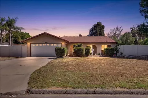 22290 Black Beauty Trl, Wildomar, CA 92595