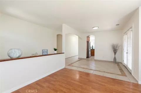 Living - 13757 Eisenhower, Poway, CA 92064 photo 3 of 5