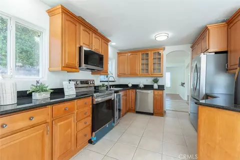 Kitchen - 13757 Eisenhower, Poway, CA 92064 photo 2 of 4