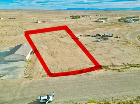 1221 Riviera Cir, Thermal, CA 92274