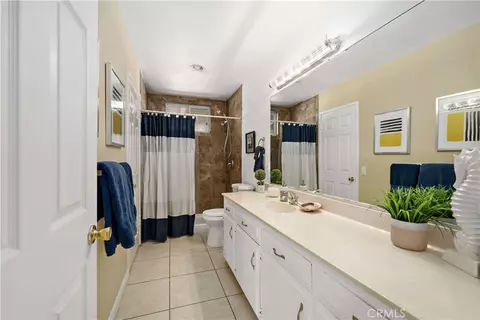 Bath - 39980 Via Fernando, Temecula, CA 92592 photo 2 of 6