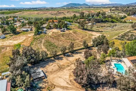 View/Area - 39980 Via Fernando, Temecula, CA 92592 photo 7 of 7