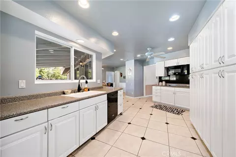 Kitchen - 39980 Via Fernando, Temecula, CA 92592 photo 1 of 6
