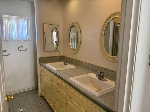 Bath - 39980 Via Fernando, Temecula, CA 92592 photo 6 of 6
