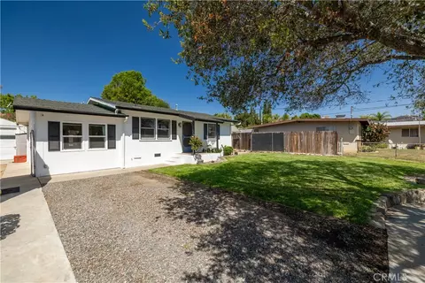 Exterior - 155 Barhaven Ln, Fallbrook, CA 92028 photo 4 of 17