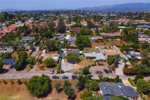 View/Area - 155 Barhaven Ln, Fallbrook, CA 92028 photo 2 of 4
