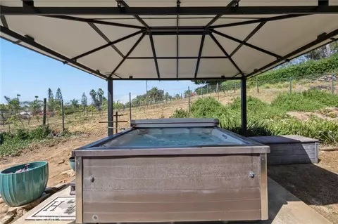 Exterior - 3162 Reche Rd, Fallbrook, CA 92028 photo 5 of 7