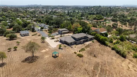 View/Area - 1186 Lydia Ln, Fallbrook, CA 92028 photo 2 of 4