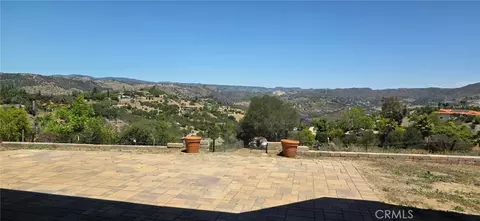 Exterior - 1186 Lydia Ln, Fallbrook, CA 92028 photo 3 of 6