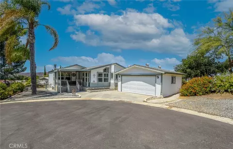 1536 S State St #218 B, Hemet, CA 92543