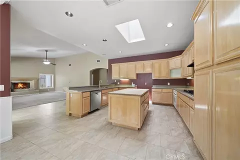 Kitchen - 32245 Refa Ct, Wildomar, CA 92595 photo 2 of 5